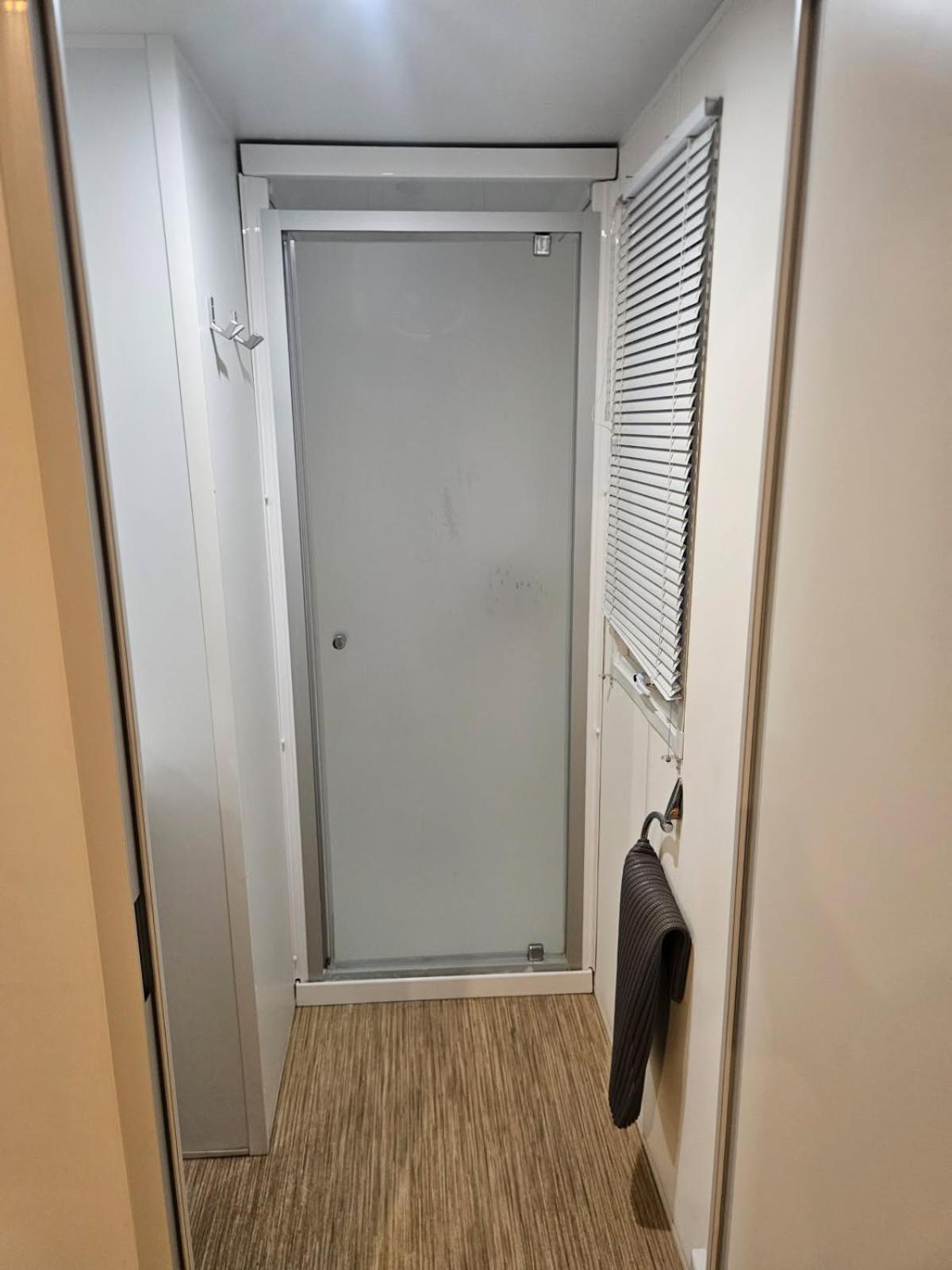 Mobil-Home 6 Personnes Chez Maylia Cadenet Exterior photo
